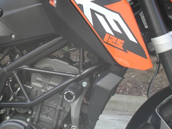 Crash Pads KTM 125 Duke 2011-> - Bike Design